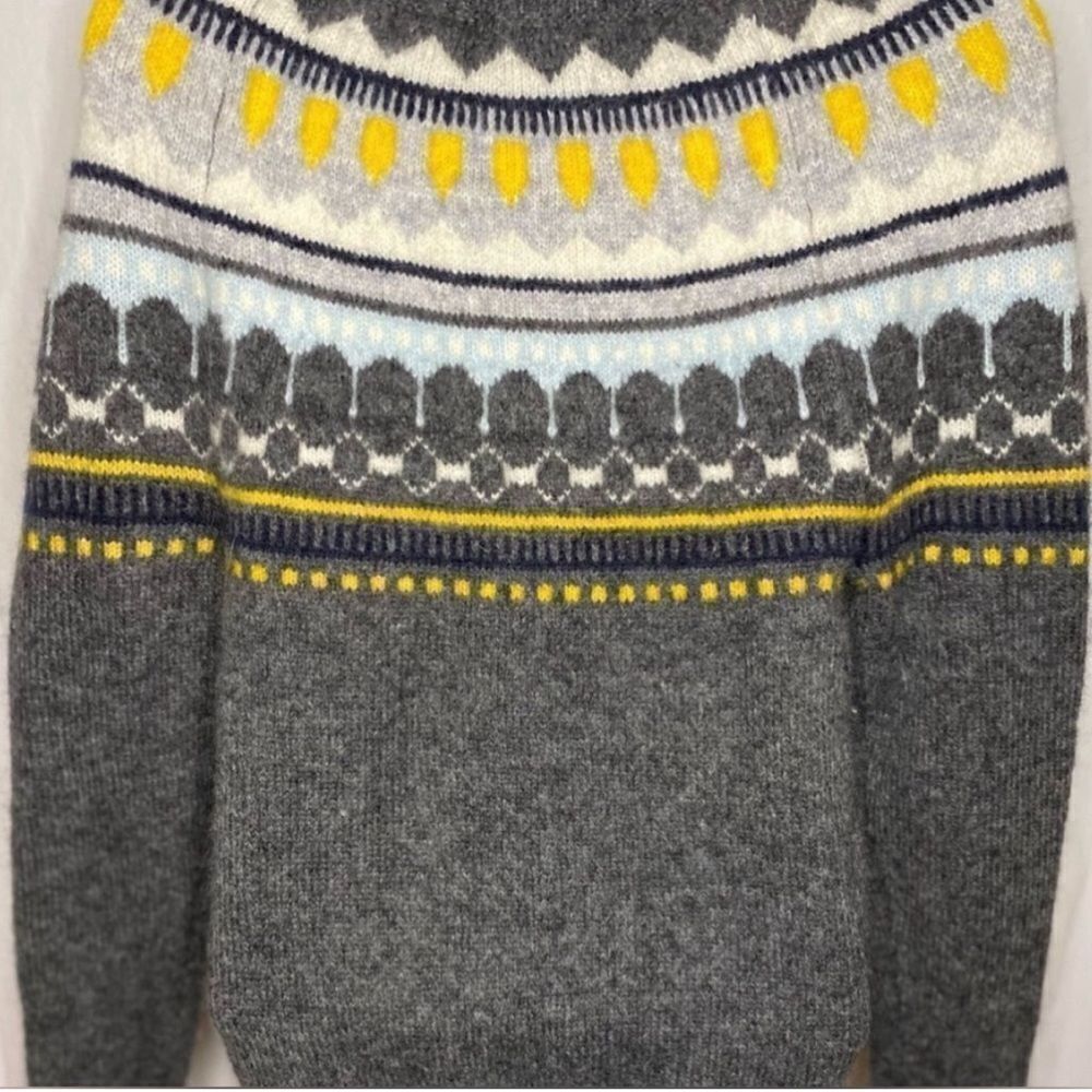 Grey Gap sweater size XS - Picture 6 of 6